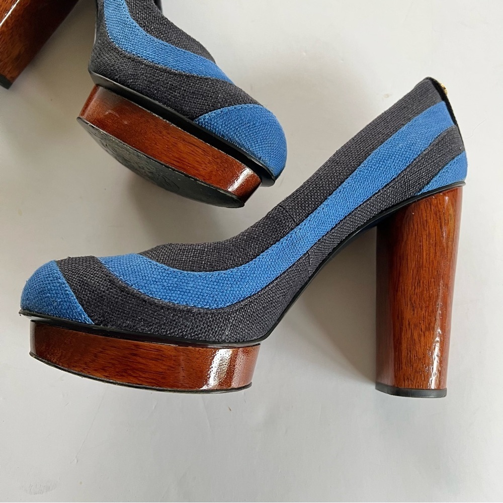 Tory Burch Joelle Blue Striped Wood Platform Wood Heel Fabric Pumps - Picture 15 of 15